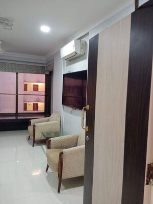 1 BHK Apartment For Rent in Sneha Sadan Apartment, Colaba