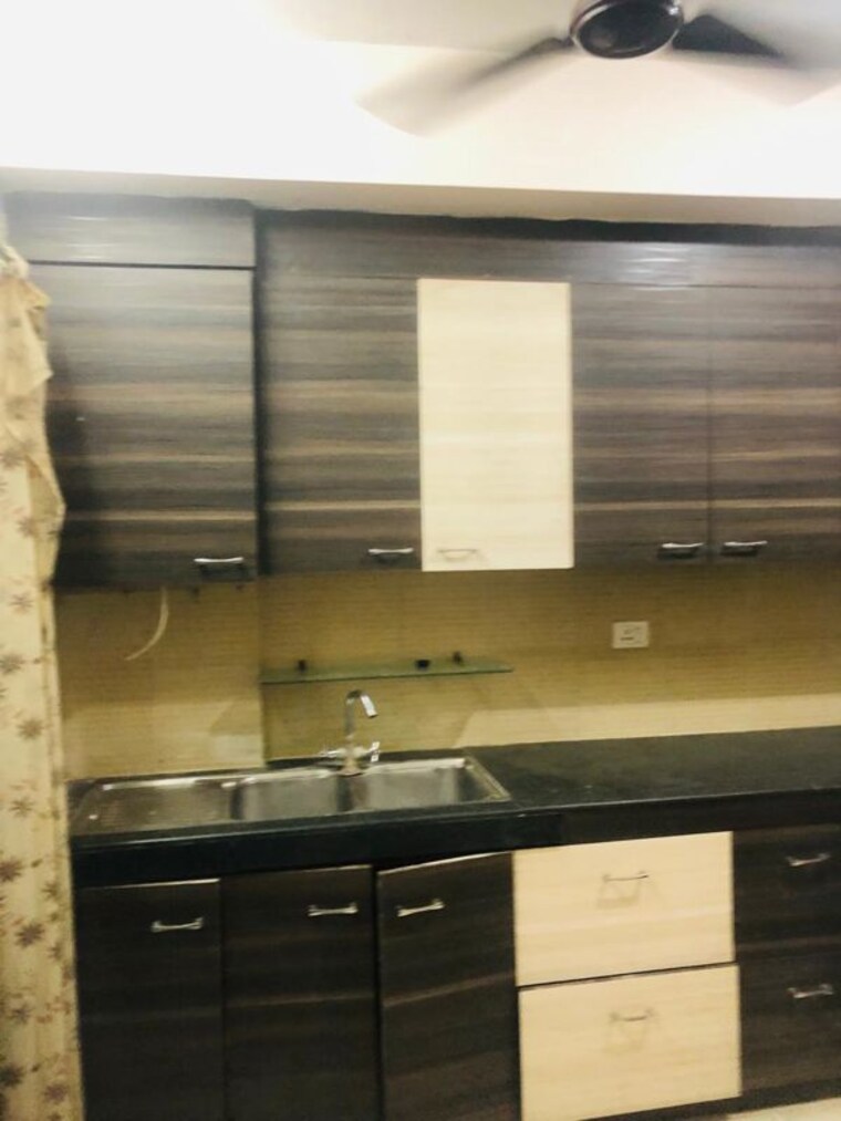 Kitchen, bptp-park-grandeura 2 Bedroom 899 Sq.Ft. Apartment In Sector 82 Faridabad 10668627