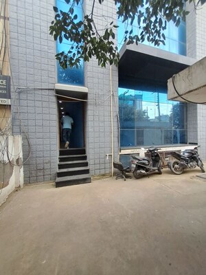 Parking in  Office Space at Sector 63 – for Rent