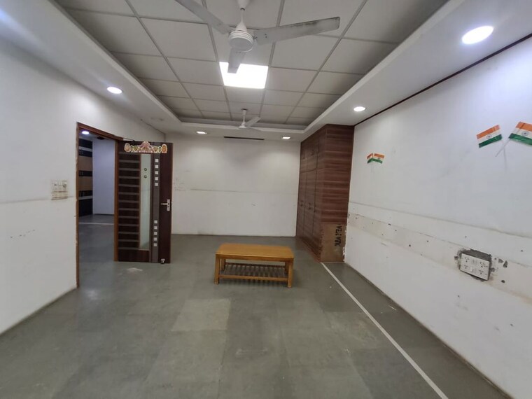 Kitchen, sector 63 Commercial Office Space 2500 Sq.Ft. In Sector 63 Noida 10668617