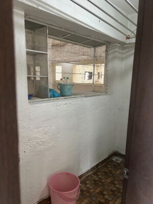 Room in 2 BHK Apartment at Gulmohar Harmony, Wanowrie – for Rent