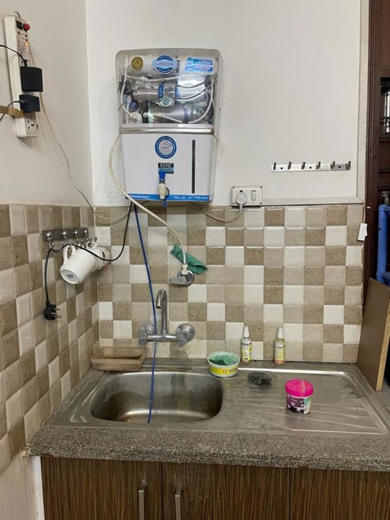 Bathroom, saket 3 Bedroom 1350 Sq.Ft. Apartment In Saket Delhi 10668686