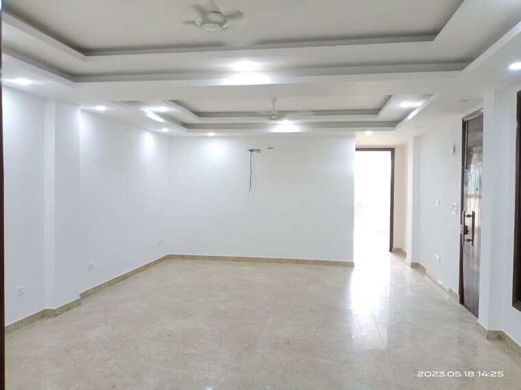 Room, vasant kunj 4 Bedroom 2200 Sq.Ft. Apartment In Vasant Kunj Delhi 10668698