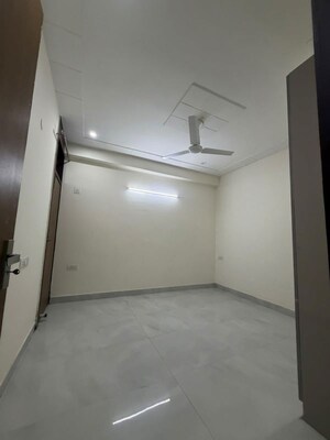 Room in 2 BHK Builder Floor at Chattarpur – for Rent