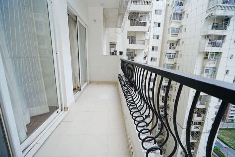 Balcony, nimbus-the-hyde-park 3 Bedroom 1320 Sq.Ft. Apartment In Sector 78 Noida 10668722