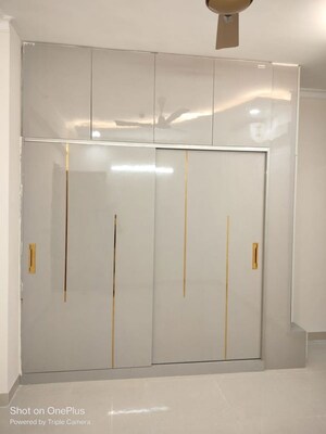 Room in 3.5 BHK Apartment at Bestech Park View Altura, Sector 79 – for Rent