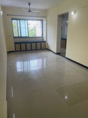 Room in 2 BHK Apartment at Big Splash, Vashi Sector 17 – for Rent