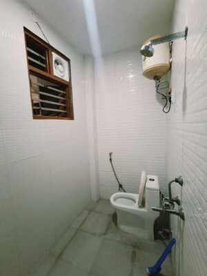 Bathroom in 1 BHK Builder Floor at Saket – for Rent