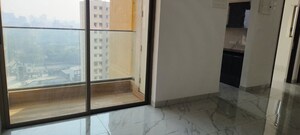 Room in 2 BHK Apartment at Piramal Vaikunth A Class Homes, Balkum Pada – for Rent