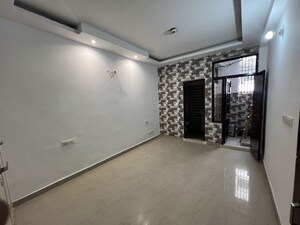 Room in 2 BHK Apartment at MP Metro Towers, Dhakoli – for Rent