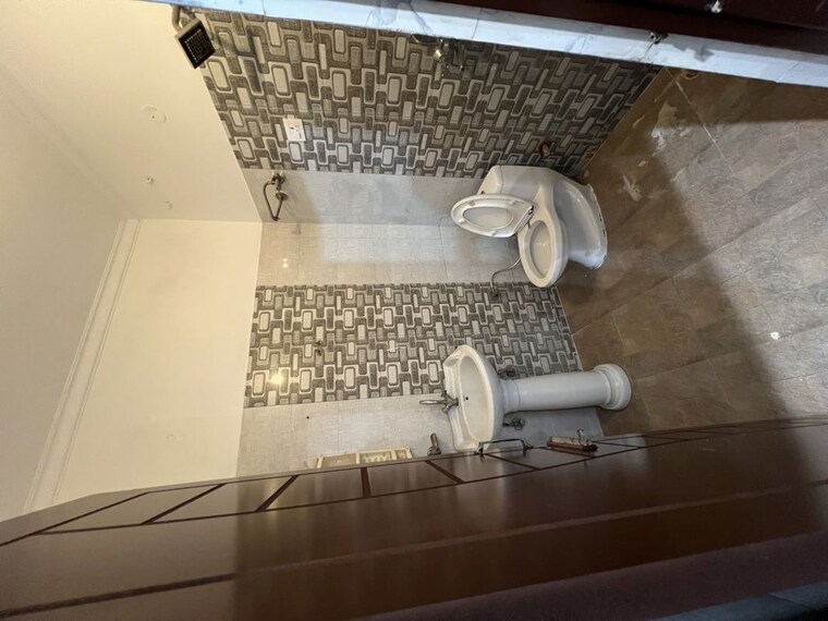 Bathroom, mp-metro-towers 2 Bedroom 1340 Sq.Ft. Apartment In Dhakoli Zirakpur 10668750