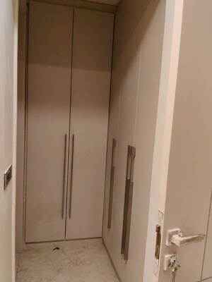 Building Lobby in 3 BHK Apartment at Hero Homes Gurgaon, Sector 104 – for Rent