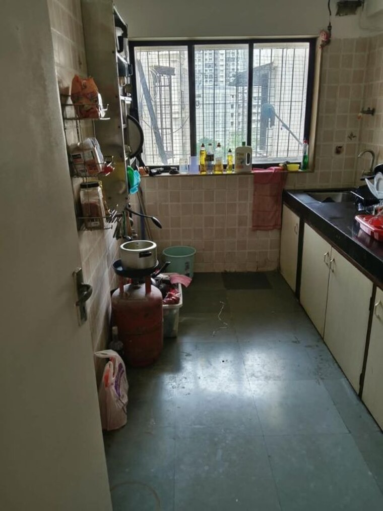 Kitchen, k-raheja-vihar 2 Bedroom 900 Sq.Ft. Apartment In Powai Mumbai 10668756