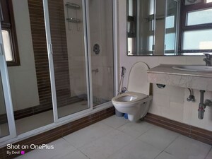 Bathroom in 6 BHK Villa at Ansal Sushant Lok I, Sector 43 – for Rent