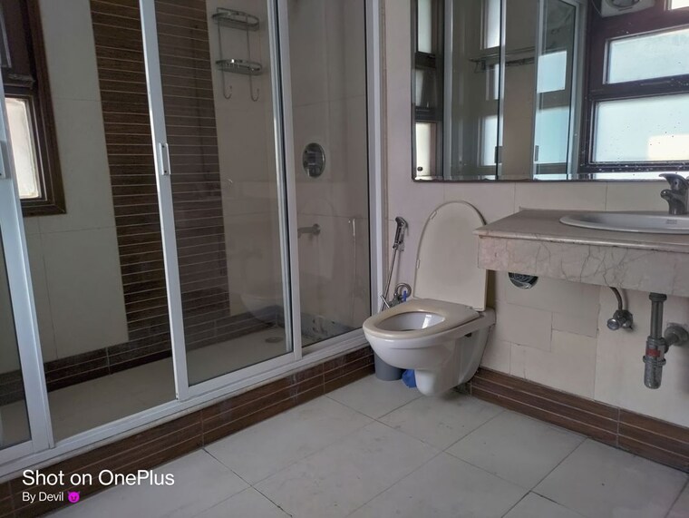 Bathroom, ansal-sushant-lok-i 6 Bedroom 6000 Sq.Ft. Villa In Sector 43 Gurgaon 10668762