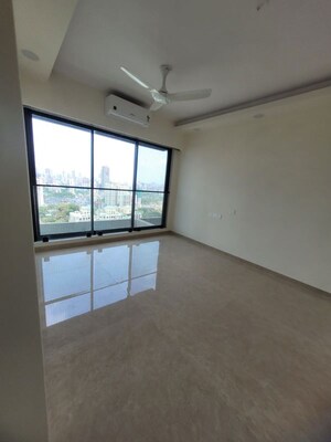 Room in 2 BHK Apartment at Dosti Eastern Bay Phase 3, Wadala – for Sale