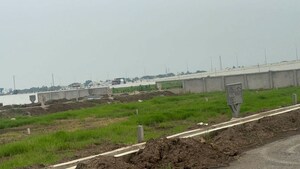  Plot For Sale in Paritala