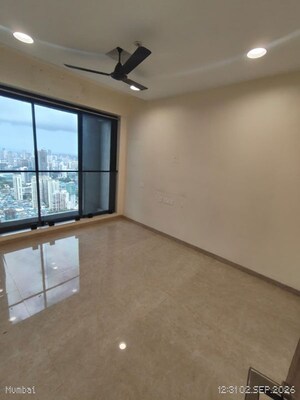 Room in 2 BHK Apartment at Dosti Eastern Bay Phase 1, Wadala – for Sale