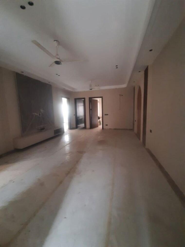 undefined, paschim vihar 3 Bedroom 200 Sq.Yd. Builder Floor In Paschim Vihar Delhi 10668796
