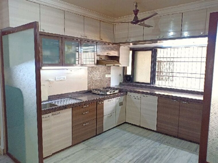 Kitchen, big-splash 4 Bedroom 2000 Sq.Ft. Apartment In Vashi Sector 17 Navi Mumbai 10668812