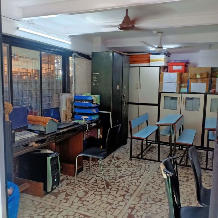Living Room, big-splash 4 Bedroom 2000 Sq.Ft. Apartment In Vashi Sector 17 Navi Mumbai 10668812