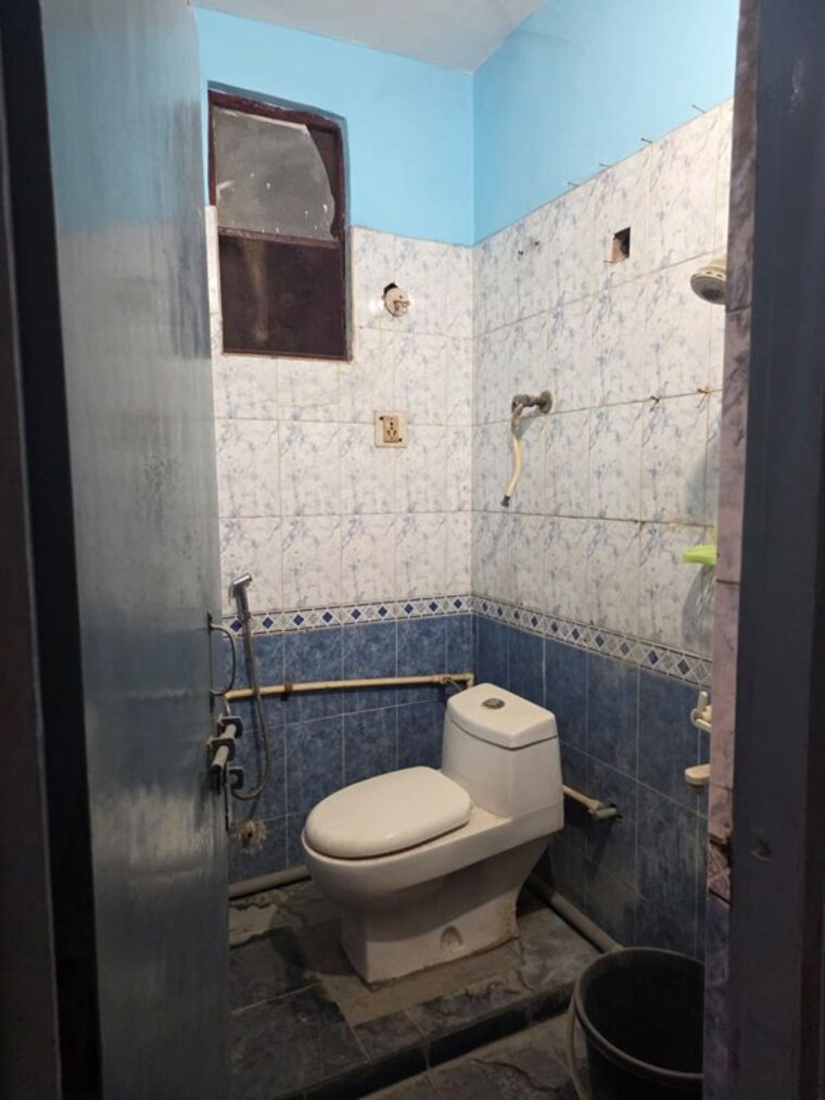 Bathroom, saviour-green-arch 3 Bedroom 1160 Sq.Ft. Apartment In Tech Zone 4 Greater Noida Greater Noida 10668820