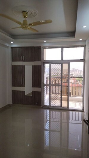 3 BHK Apartment For Rent in Saviour Green Arch, Tech Zone 4 Greater Noida