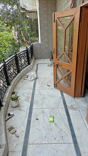 Balcony in 3 BHK Builder Floor at State Bank Colony – for Rent