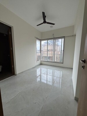 Room in 2 BHK Apartment at Shital Baug, Ghatkopar East – for Rent