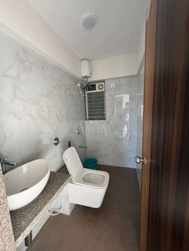 Bathroom, crystal-hitendra-dhamm-shabha-chs 1 Bedroom 428 Sq.Ft. Apartment In Goregaon West Mumbai 10668844