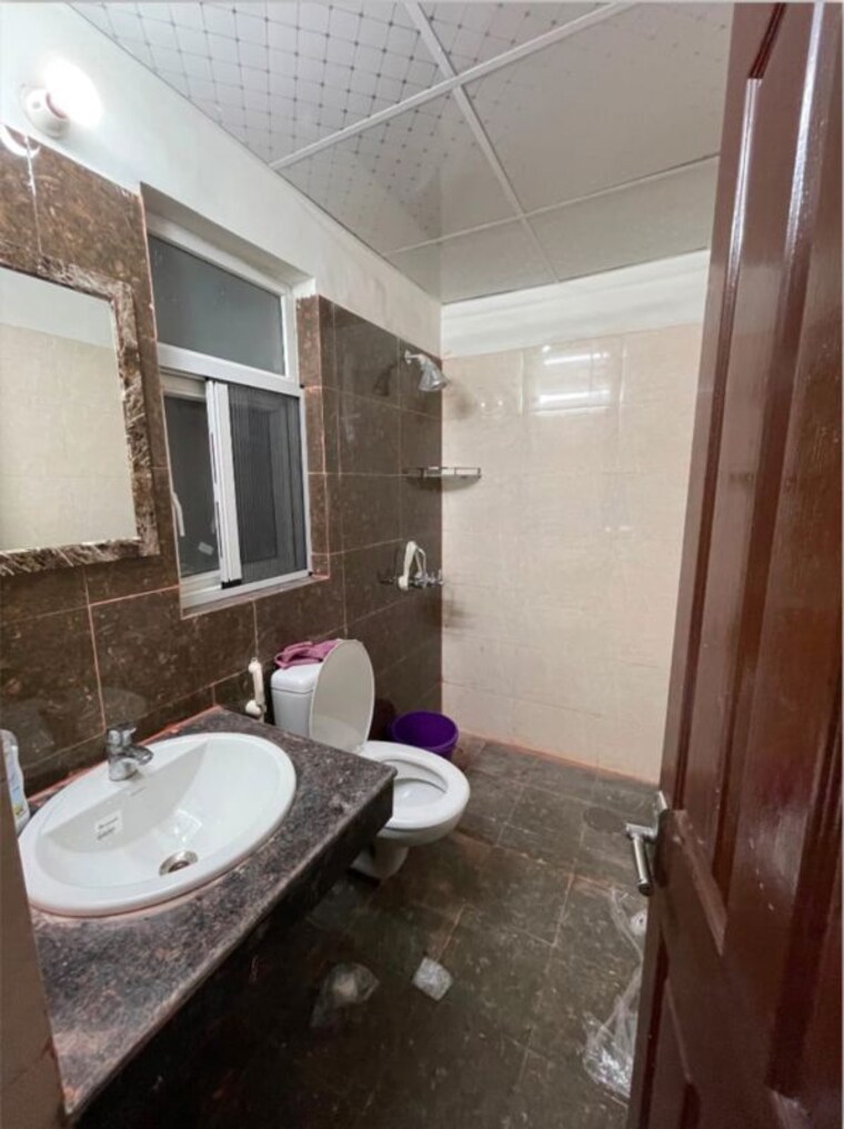 Attached Bathroom, panchsheel-greens 2 Bedroom 1075 Sq.Ft. Apartment In Sector 16 Greater Noida Greater Noida 10668868