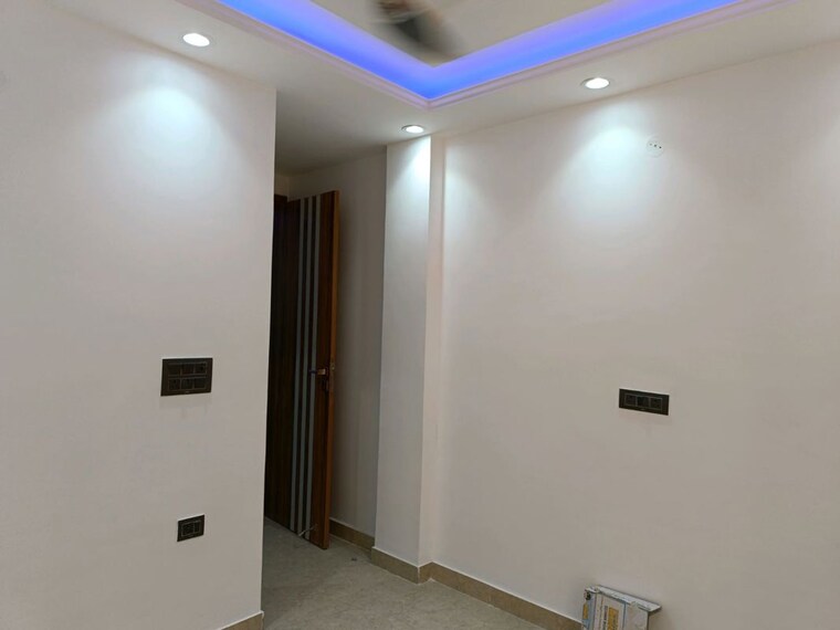 Room, govindpuri 2 Bedroom 75 Sq.Yd. Builder Floor In Govindpuri Delhi 10668881