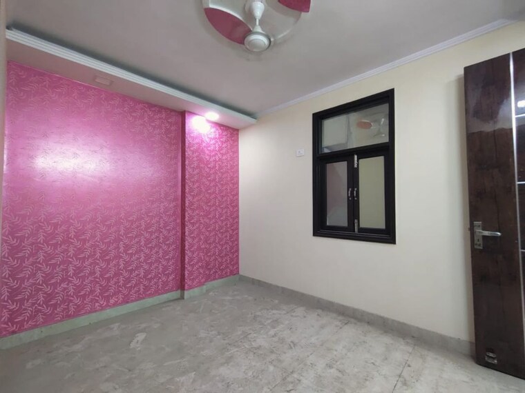 Room, govindpuri 2 Bedroom 60 Sq.Yd. Builder Floor In Govindpuri Delhi 10668882
