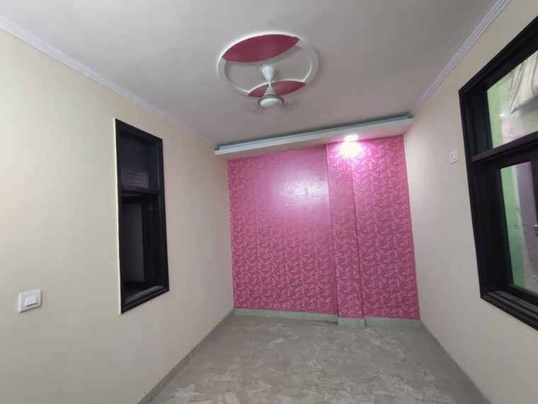 Room, govindpuri 2 Bedroom 60 Sq.Yd. Builder Floor In Govindpuri Delhi 10668882