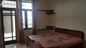 Room in  Pg at Viraj Khand – for Rent
