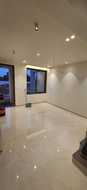 Room in 4 BHK Villa at Evermark 11, Bhayli – for Sale