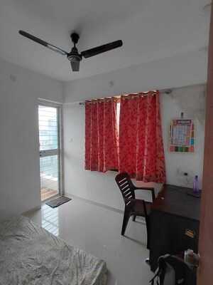 2 BHK Apartment For Rent in Elpro City Square, Chinchwad