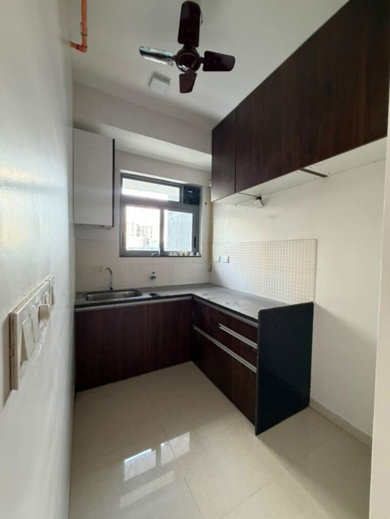 Kitchen, kalpataru-elitus 1.5 Bedroom 470 Sq.Ft. Apartment In Mulund West Mumbai 10668911