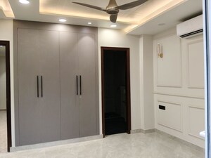 4 BHK Builder Floor For Rent in Sector 21