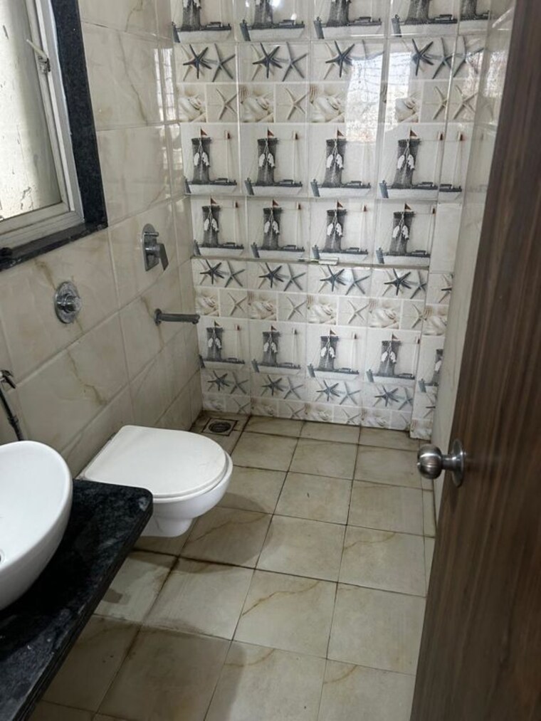 Bathroom, ravinanda-skylights 2 Bedroom 986 Sq.Ft. Apartment In Wagholi Pune 10668965