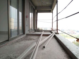 Balcony in 2.5 BHK Apartment at Neumec Shreeji Towers, Wadala East – for Sale