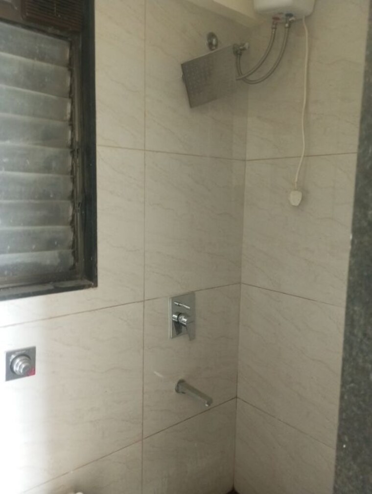 Bathroom, chandak-34-park-estate 1 Bedroom 391 Sq.Ft. Apartment In Goregaon West Mumbai 10668955