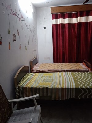  Pg For Rent in Vibhav Khand