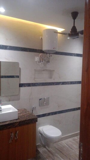 Bathroom in 3 BHK Builder Floor at Sushant Lok I – for Rent