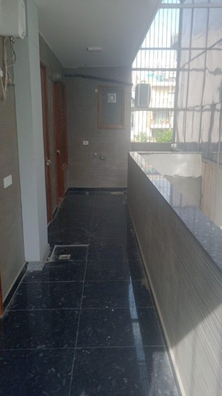 Kitchen, sushant lok i 3 Bedroom 2250 Sq.Ft. Builder Floor In Sushant Lok I Gurgaon 10668992