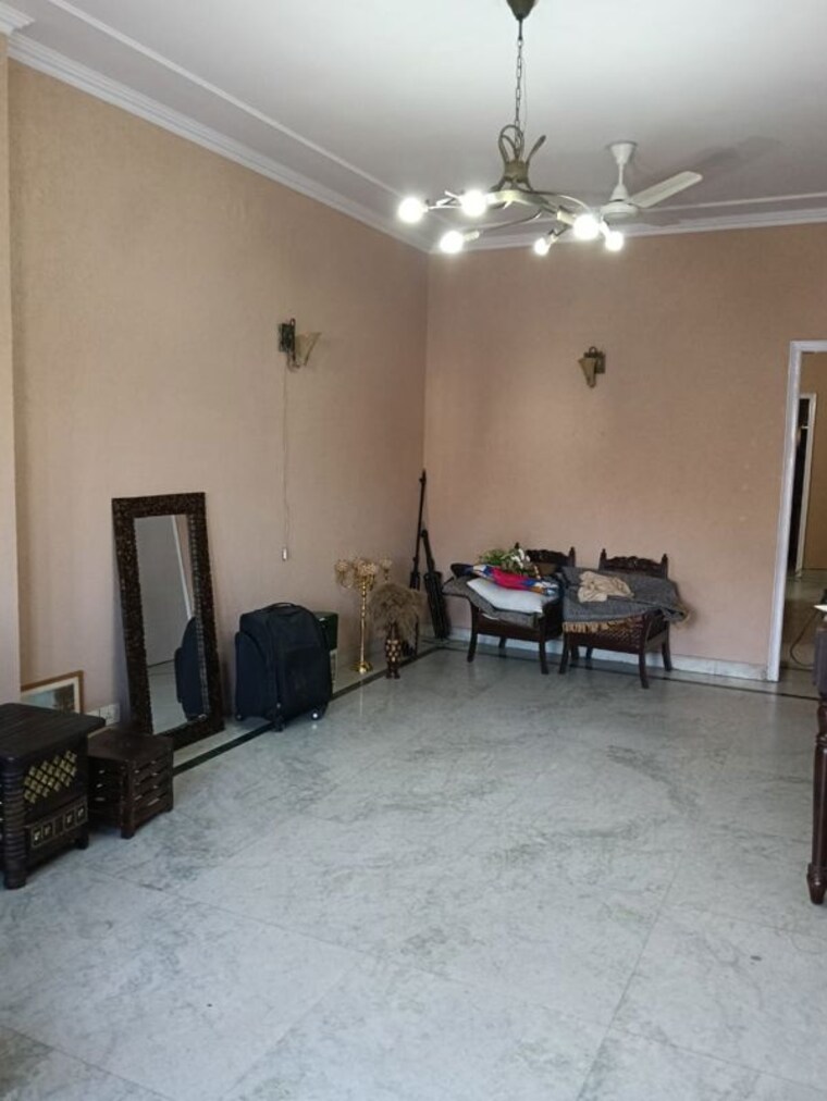 Living Room, greater kailash 1 Bedroom 208 Sq.Yd. Builder Floor In Greater Kailash Delhi 10668998