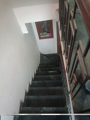 Staircase in 2.5 BHK Villa at Sector 49 – for Rent