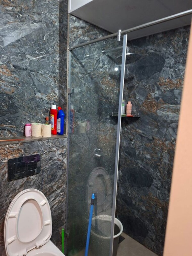 Bathroom, neumec-shreeji-towers 1 Bedroom 510 Sq.Ft. Apartment In Wadala East Mumbai 10668984