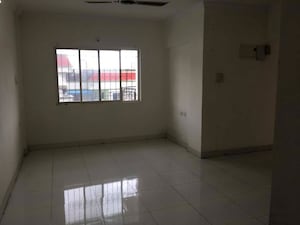 Room in 3 BHK Apartment at Siddhivinayak Ginger, Pimple Saudagar – for Rent