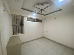 4 BHK Apartment For Sale in Roshan Gardenia